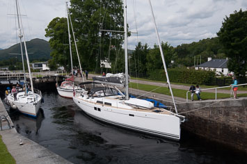 03 Kaledonienkanalen og Skottland med bil
 Hero