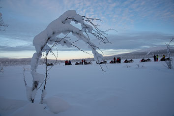 02 Scooter safari
 Hero