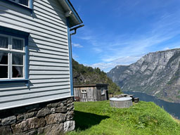 08-Aurlandsfjorden
 Hero