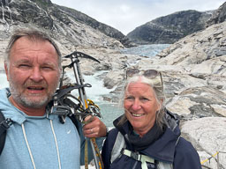 09-Nygardsbreen
 Hero