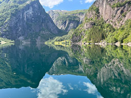 10-Sogndal og hjem
 Hero